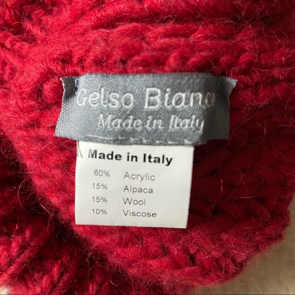 Gelso Bianco Italian designer luxurious red knit hat with pom - Picture 6 of 7